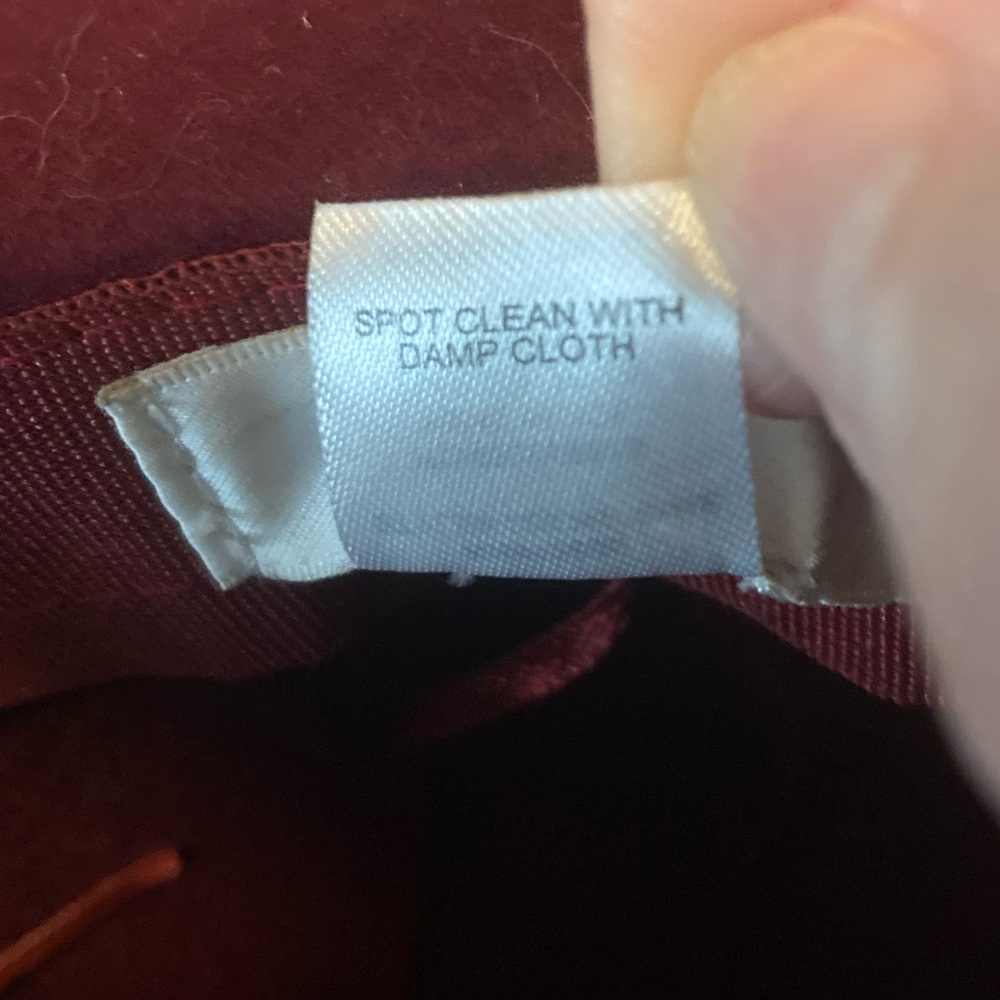 Set of Three Stylish 100% Wool Felt Hats in Burgundy, Blue, and Beige - Picture 13 of 13